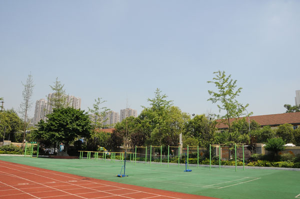 成都鐵路中學(xué)建校時(shí)間、地址是多少？