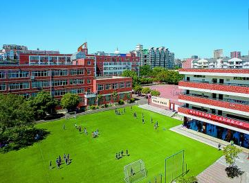 成都石室雙楠實(shí)驗(yàn)學(xué)校地理位置在哪兒？