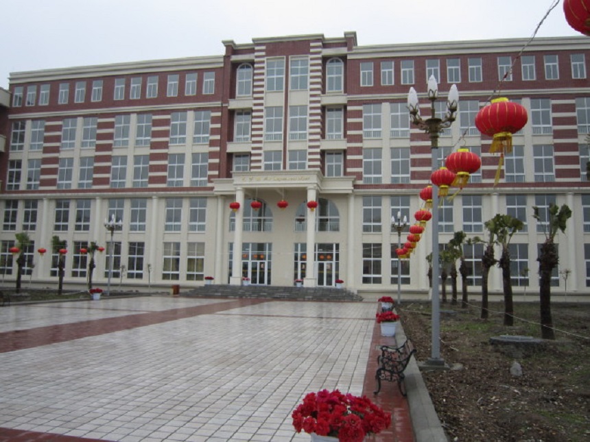 四川師范大學附屬第三實驗中學聯(lián)系電話是多少？