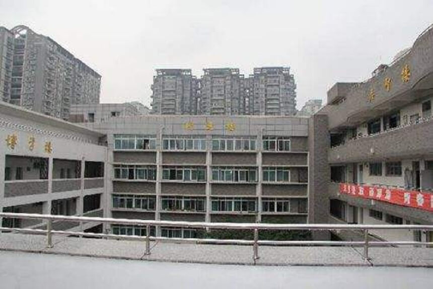 ?成都樹德協(xié)進中學(xué)學(xué)校環(huán)境怎么樣？