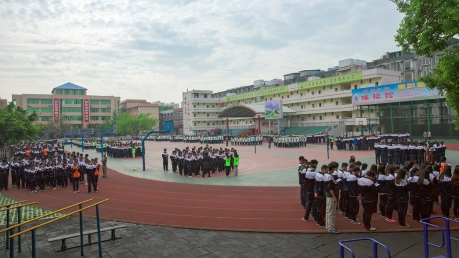 升庵中學(xué)校園環(huán)境怎么樣？