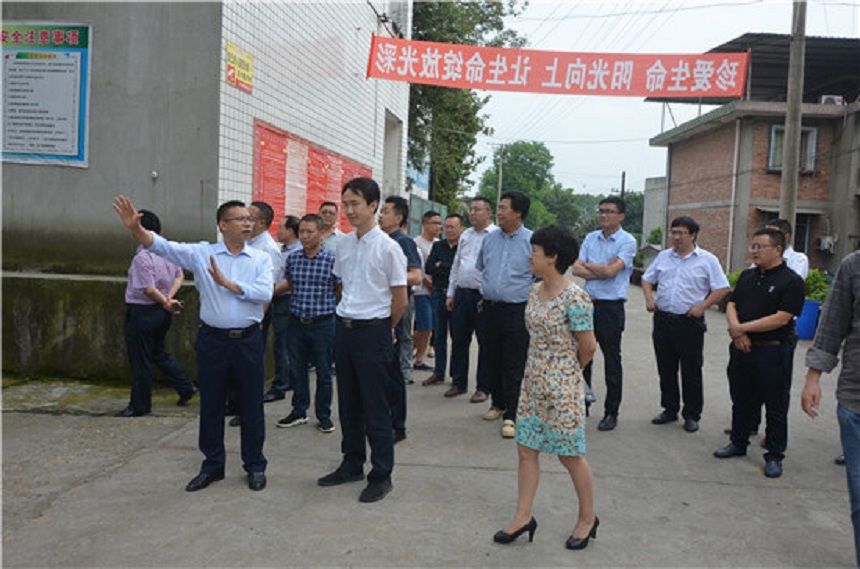 龍正中學(xué)2020年中考分?jǐn)?shù)線是多少？