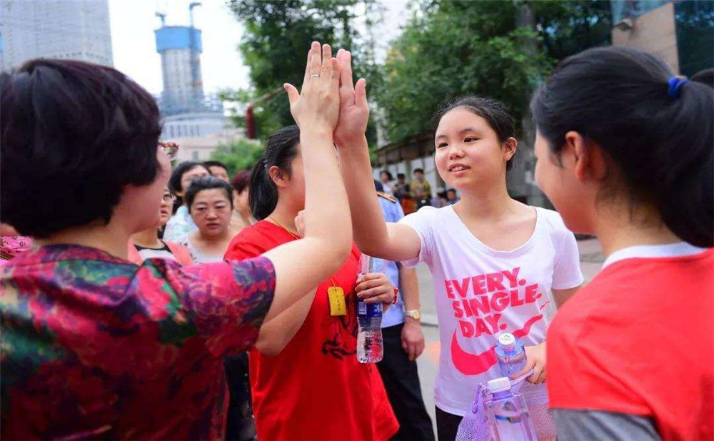成都中考體育政策：總分變60分 今秋入學(xué)的七年級開始實(shí)施