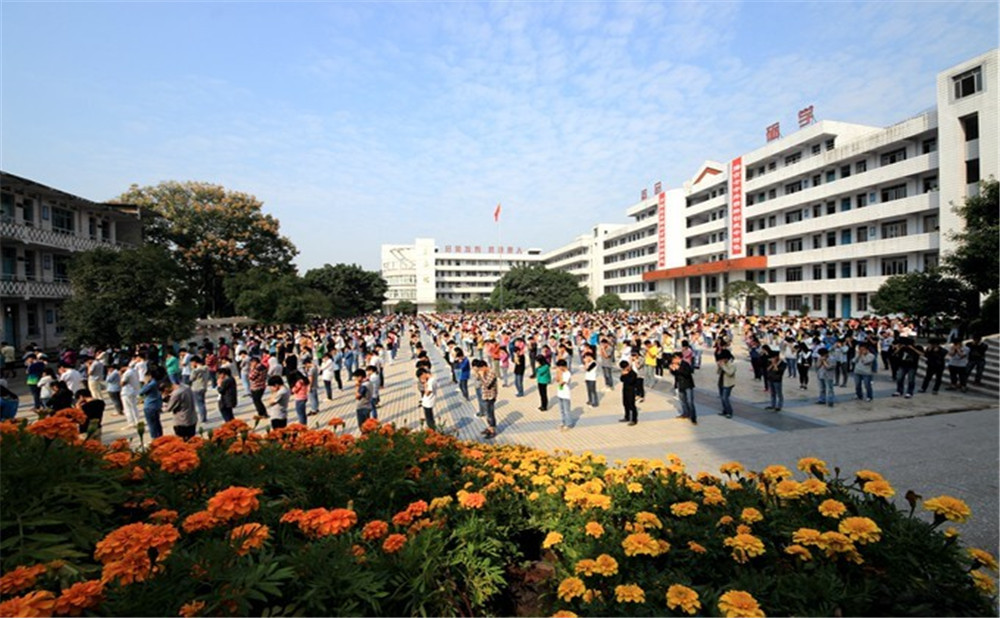武勝中學的詳細地址在什么地方？