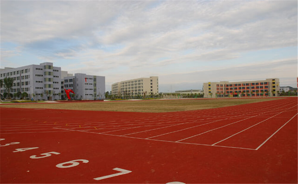 閬中中學(xué)學(xué)校詳細(xì)地址在什么地方？