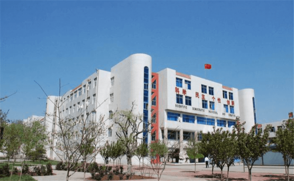 周口中學學校環(huán)境怎么樣？