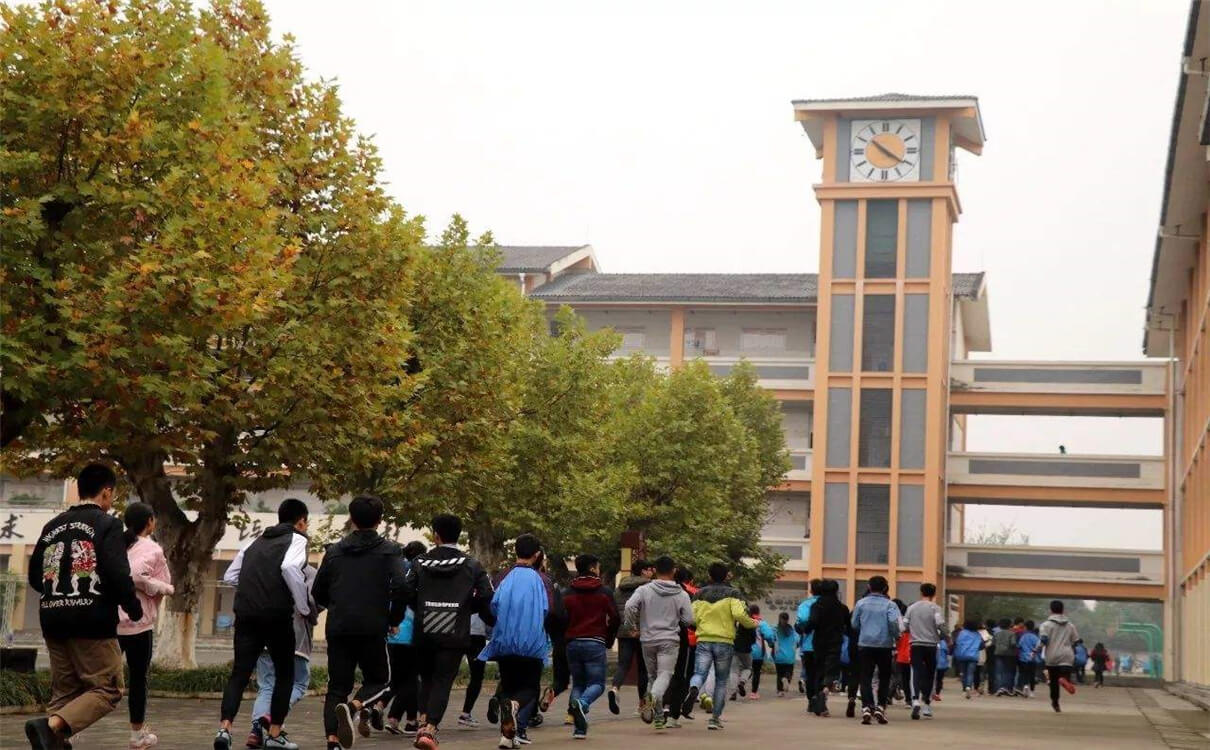 城廂中學2020年招生錄取分數(shù)線是多少？