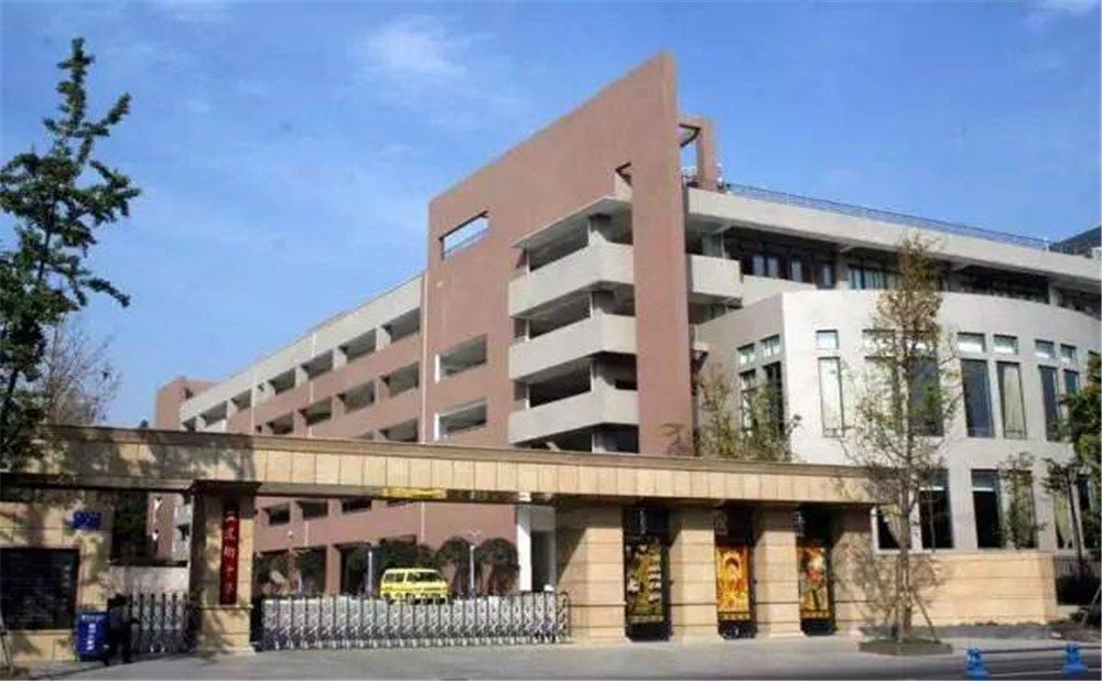 成都市田家炳中學(xué)2020年招生計(jì)劃是多少？