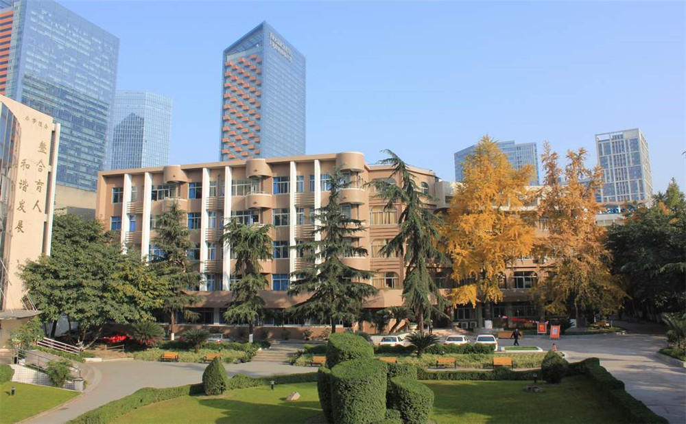成都市鹽道街中學(xué)2020年招生計劃是多少？