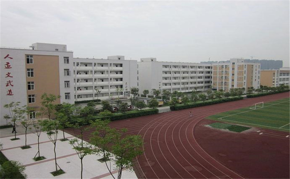 郫縣一中去年的錄取分?jǐn)?shù)線是多少？