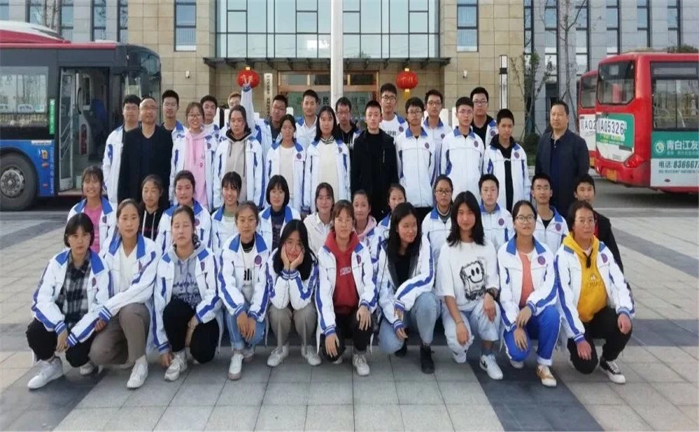 城廂中學(xué)老師怎么樣？
