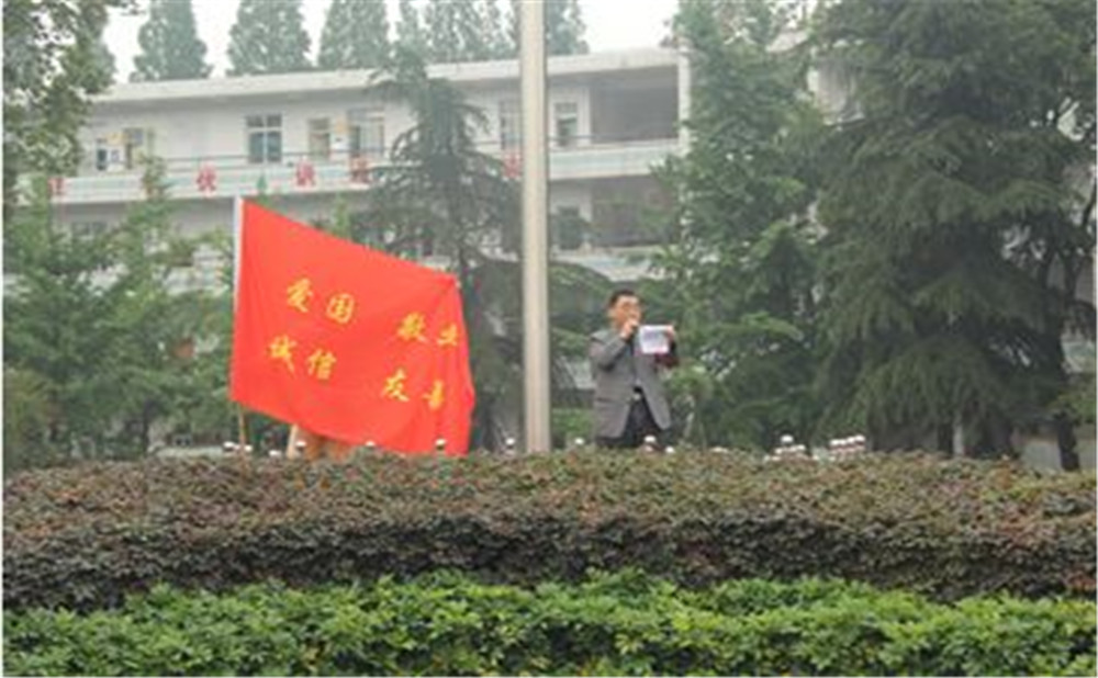 郫縣二中近三年錄取分?jǐn)?shù)線是多少？