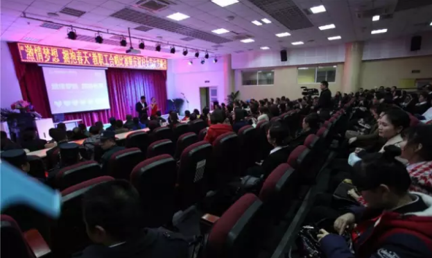 北大附中成都新津?yàn)槊鲗W(xué)校近三年的錄取分?jǐn)?shù)線是多少？