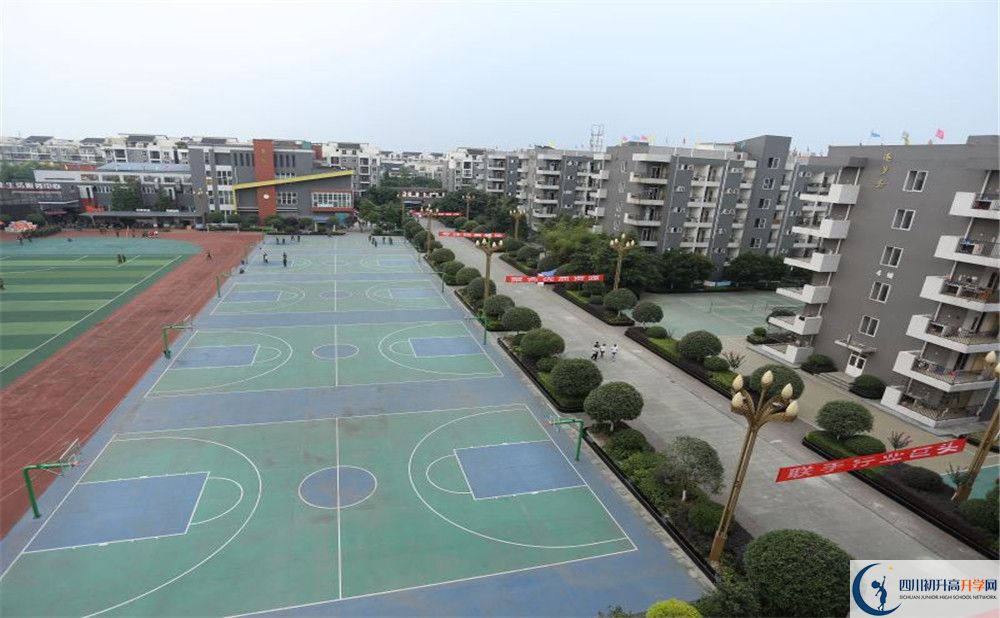 大彎中學的老師好不好？