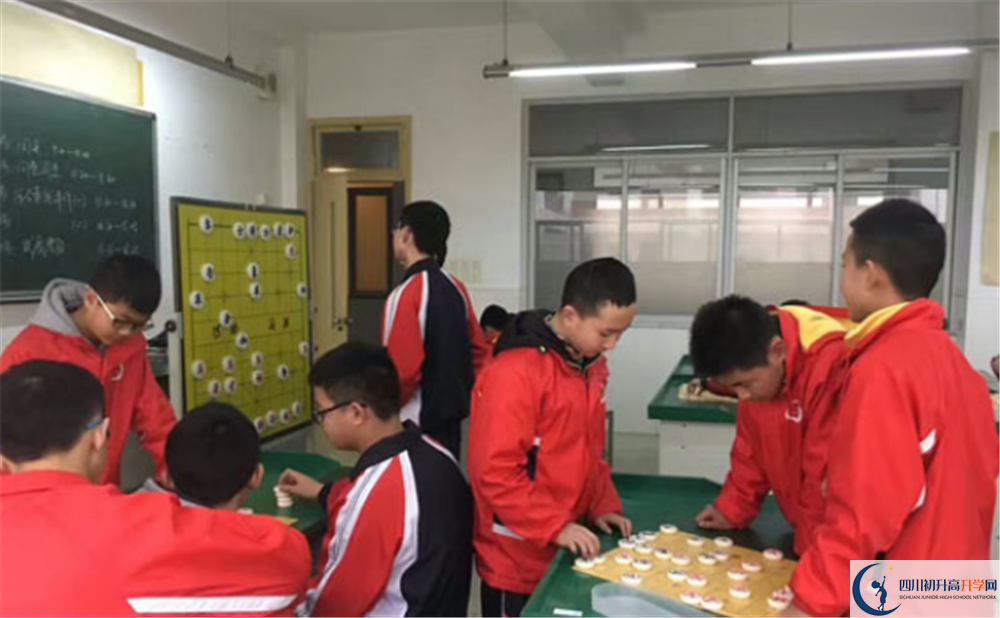 崇慶中學(xué)的高中住宿好不好？