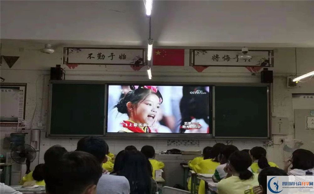 石橋中學(xué)初升高向外地招生嗎？