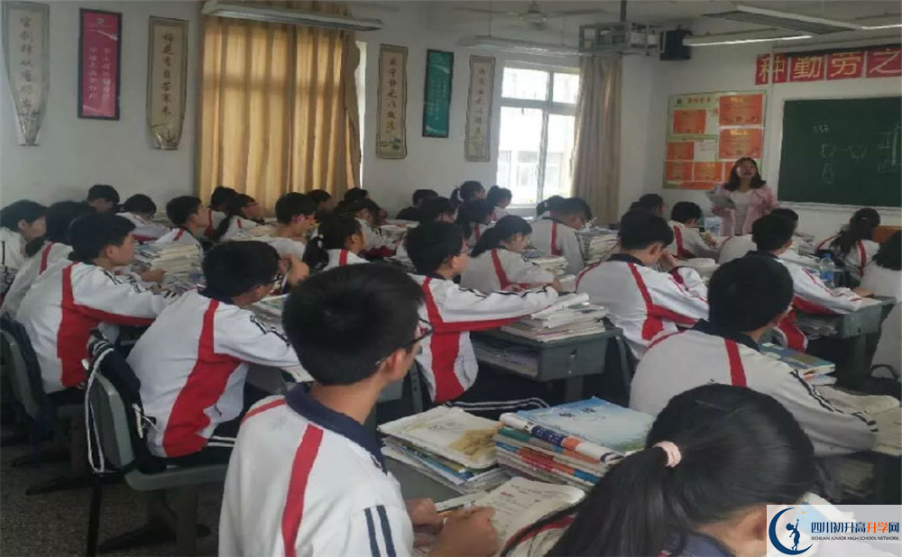 濛陽中學平行班與實驗班差多少？