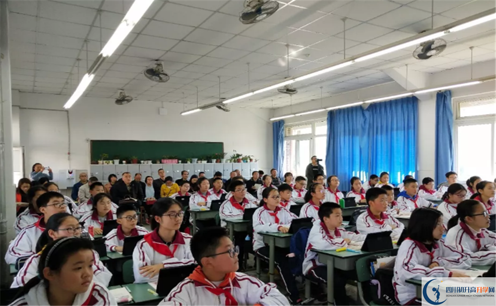 安仁中學(xué)位置在哪里？