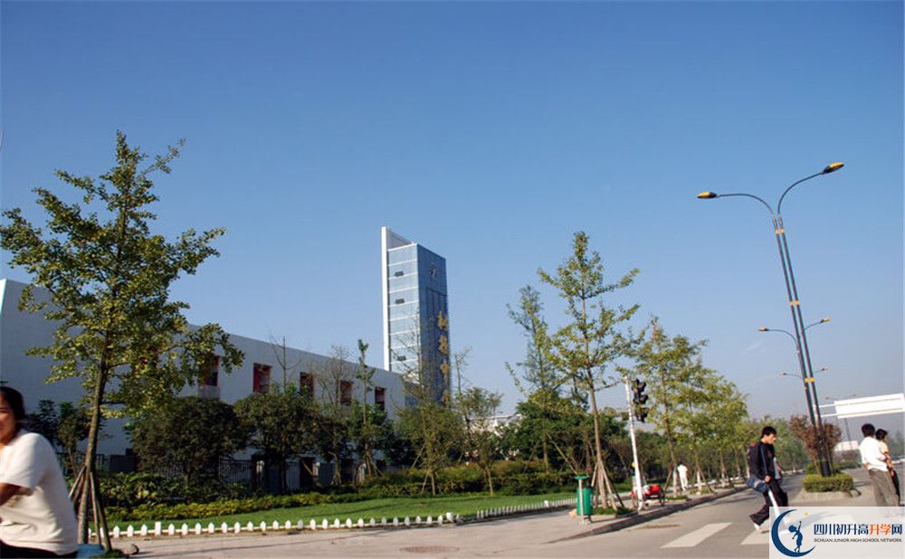 成都樹德中學(xué)光華校區(qū)高中平行班怎么樣？