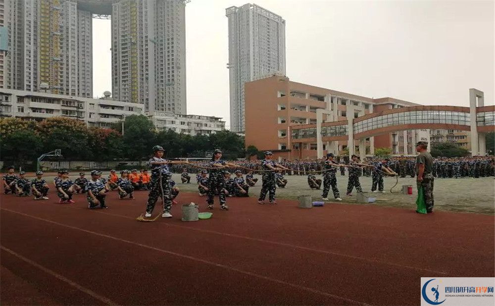 成都十二中（四川大學(xué)附屬中學(xué)）是重點中學(xué)嗎？