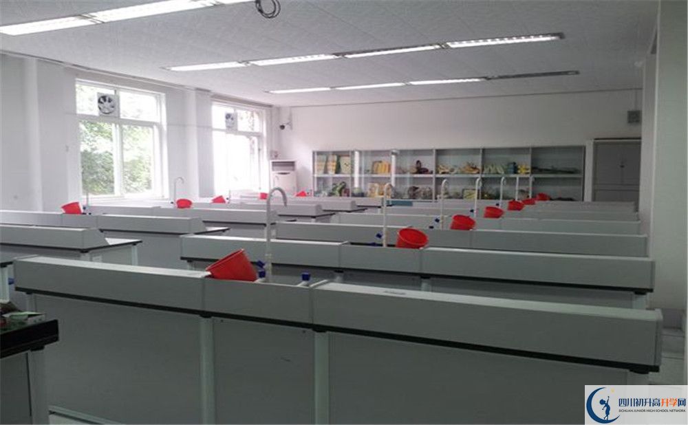 2020西南交通大學(xué)附屬中學(xué)平行班升學(xué)率高嗎？