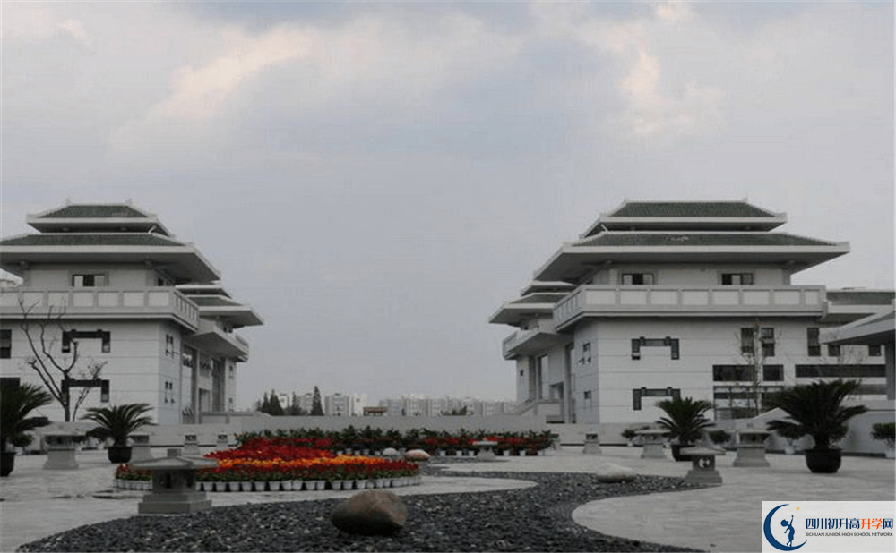 成都石室中學(xué)北湖校區(qū)國際部怎么考？