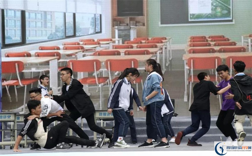 陽安中學實驗班學費貴嗎？