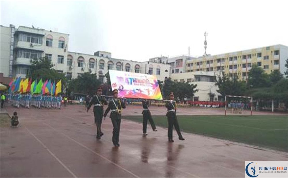 西南交通大學附屬中學2020年高考人數(shù)是多少？