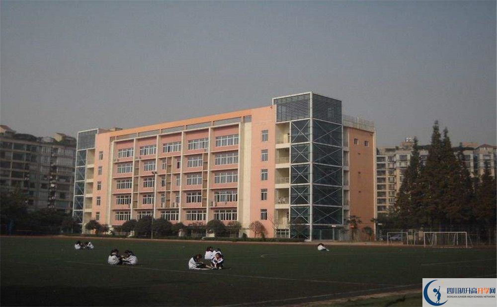 成都十八中2020年高考人數(shù)是多少？