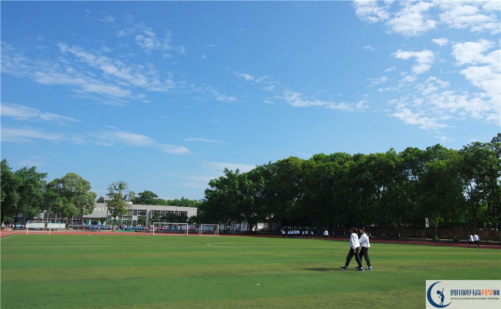 四川省合江縣中學(xué)校2020年清華北大人數(shù)怎么樣？